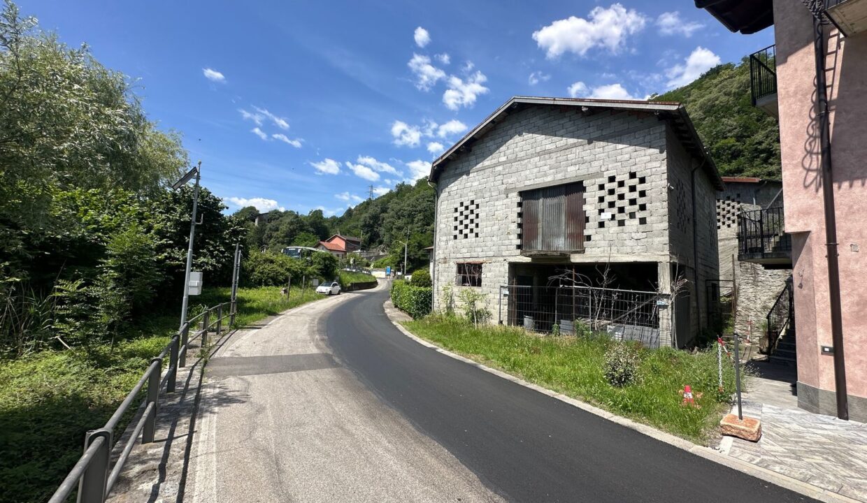 Casa Indipendente da Ristrutturare Sorico