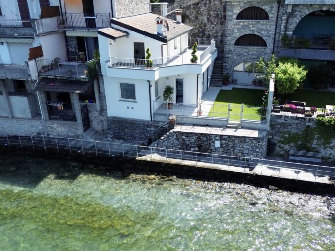 Villa Lezzeno Lago Como
