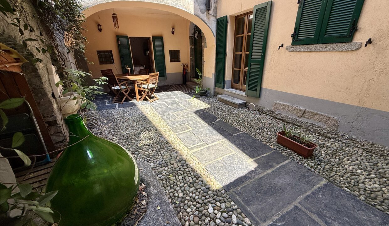 MA106 - Laglio2