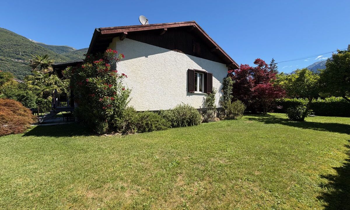 Villa Indipendente Lago Como Sorico