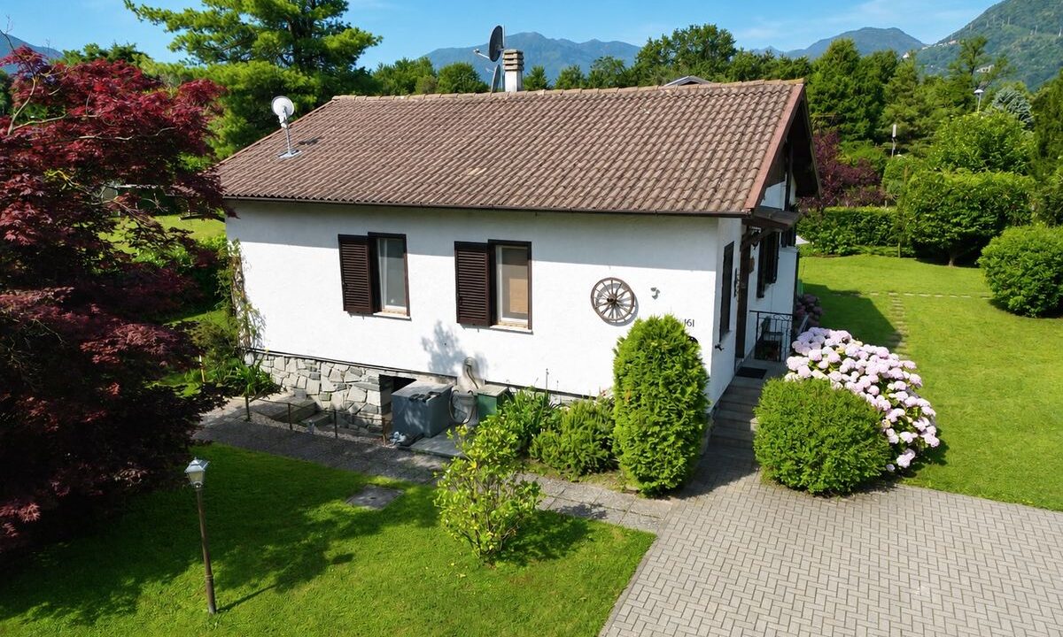 Villa Indipendente Lago Como Sorico