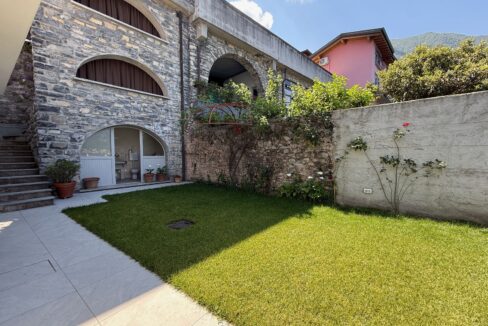 Casa Fronte Lago Como Lezzeno con Giardino