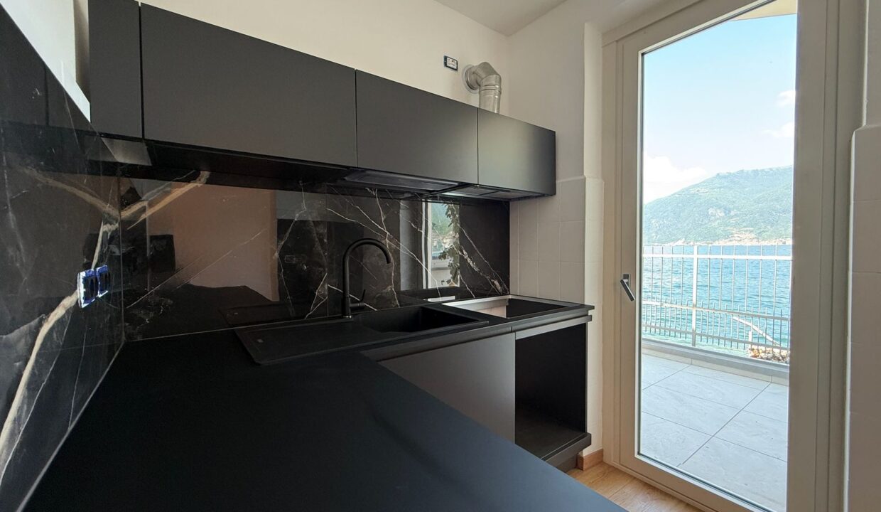 Casa Fronte Lago Como Lezzeno con Giardino