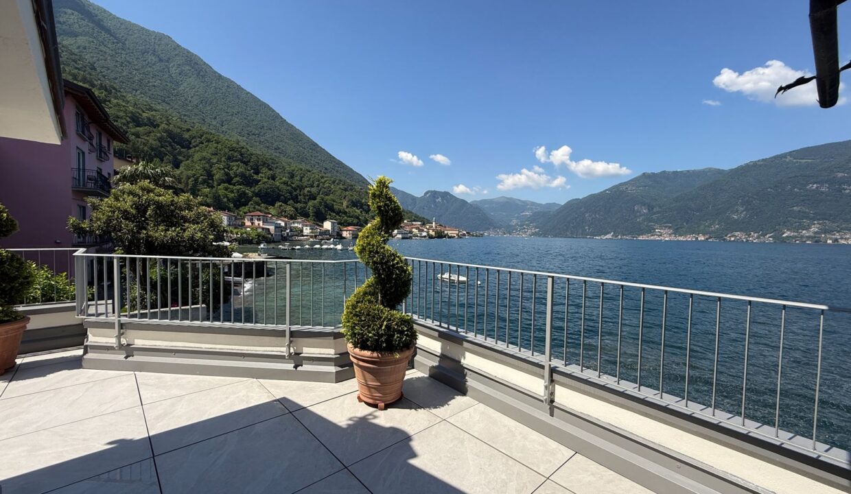 Casa Fronte Lago Como Lezzeno con Giardino
