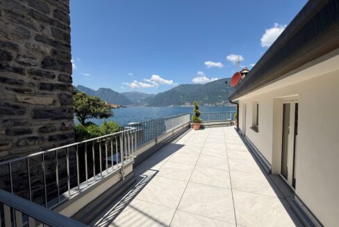 Casa Fronte Lago Como Lezzeno con Giardino