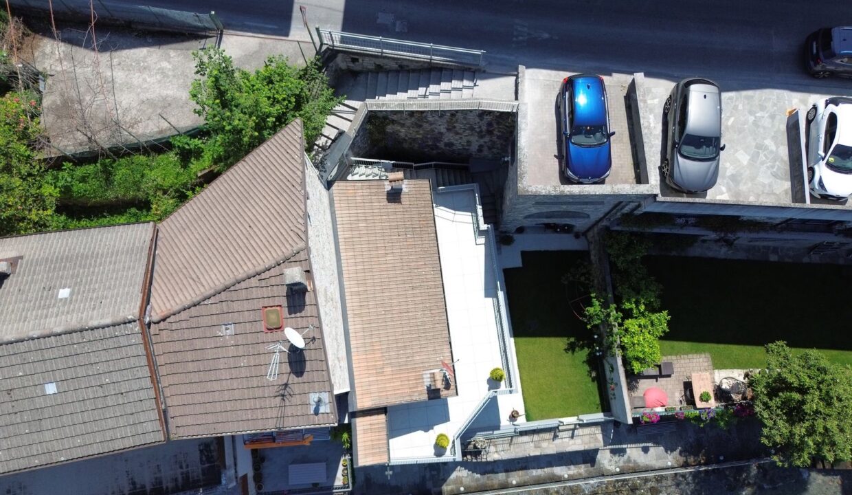 Casa Fronte Lago Como Lezzeno con Giardino