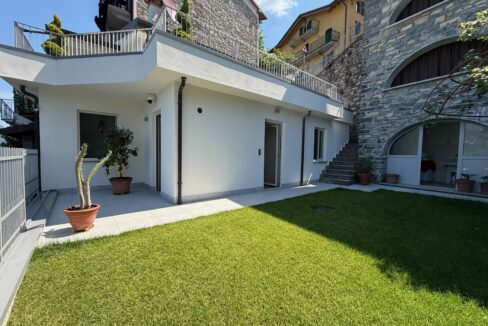 Casa Fronte Lago Como Lezzeno con Giardino
