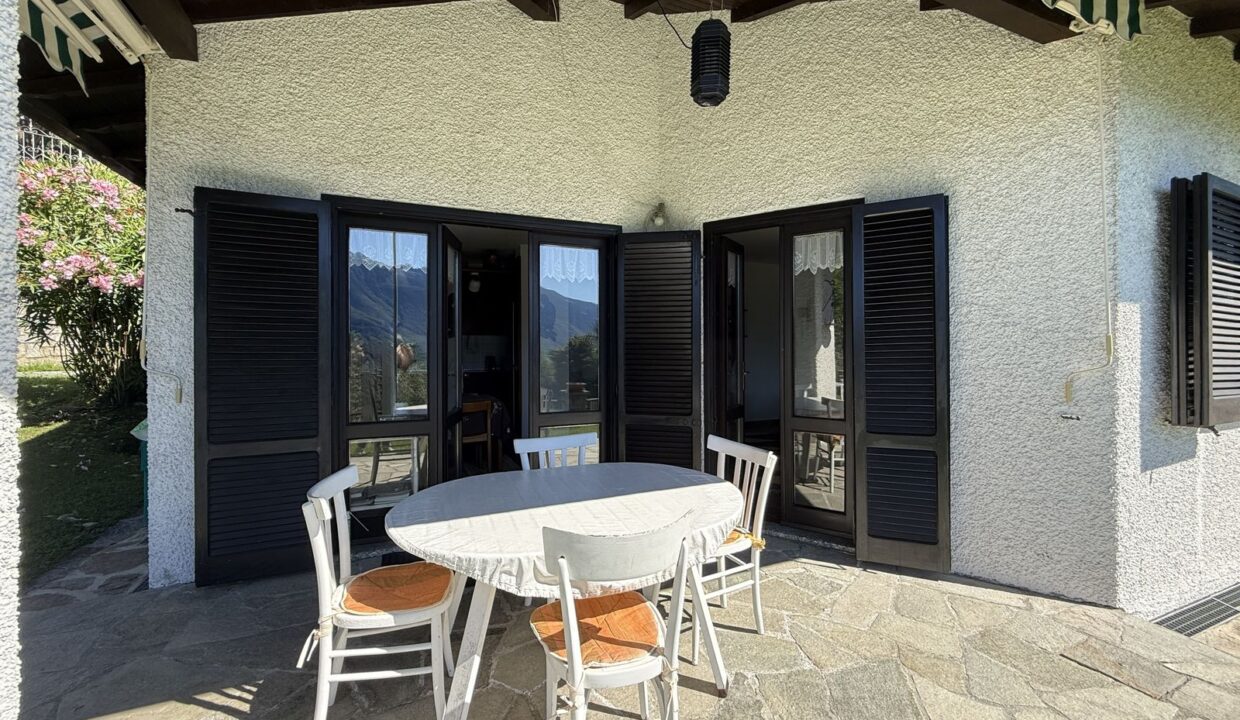 Villa Indipendente con Giardino Vista Lago Montemezzo