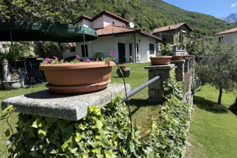 Villa Indipendente con Giardino Vista Lago Montemezzo