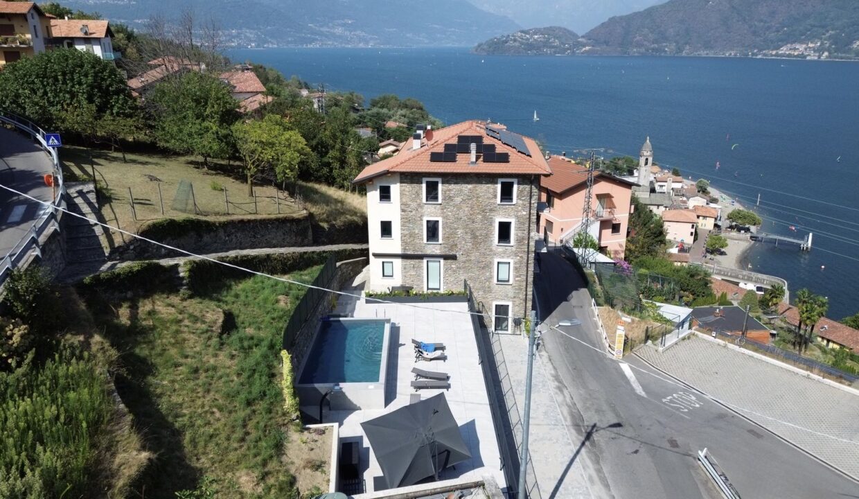 Appartamenti Cremia Lago Como con Piscina