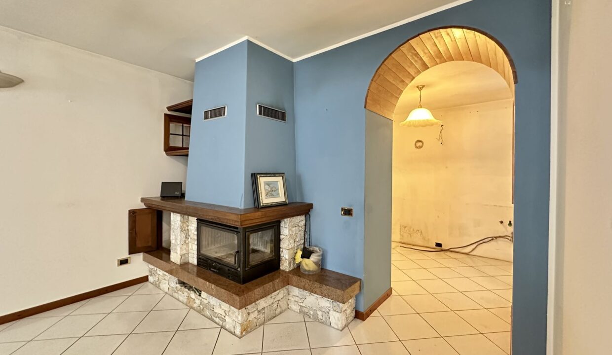 Appartamento con Garage Gravedona ed Uniti Collinare