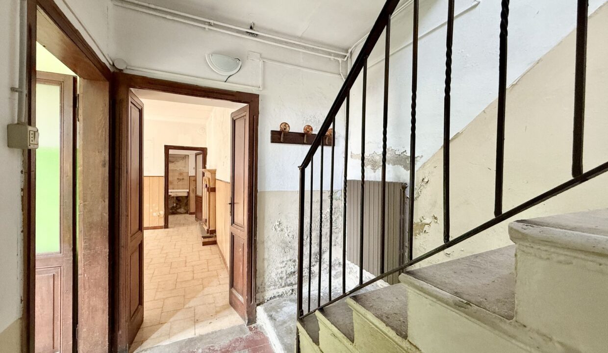 CASA con Giardino Lago Como RIf.C028 -02-07-2026 alle 15-43-40 37_rid
