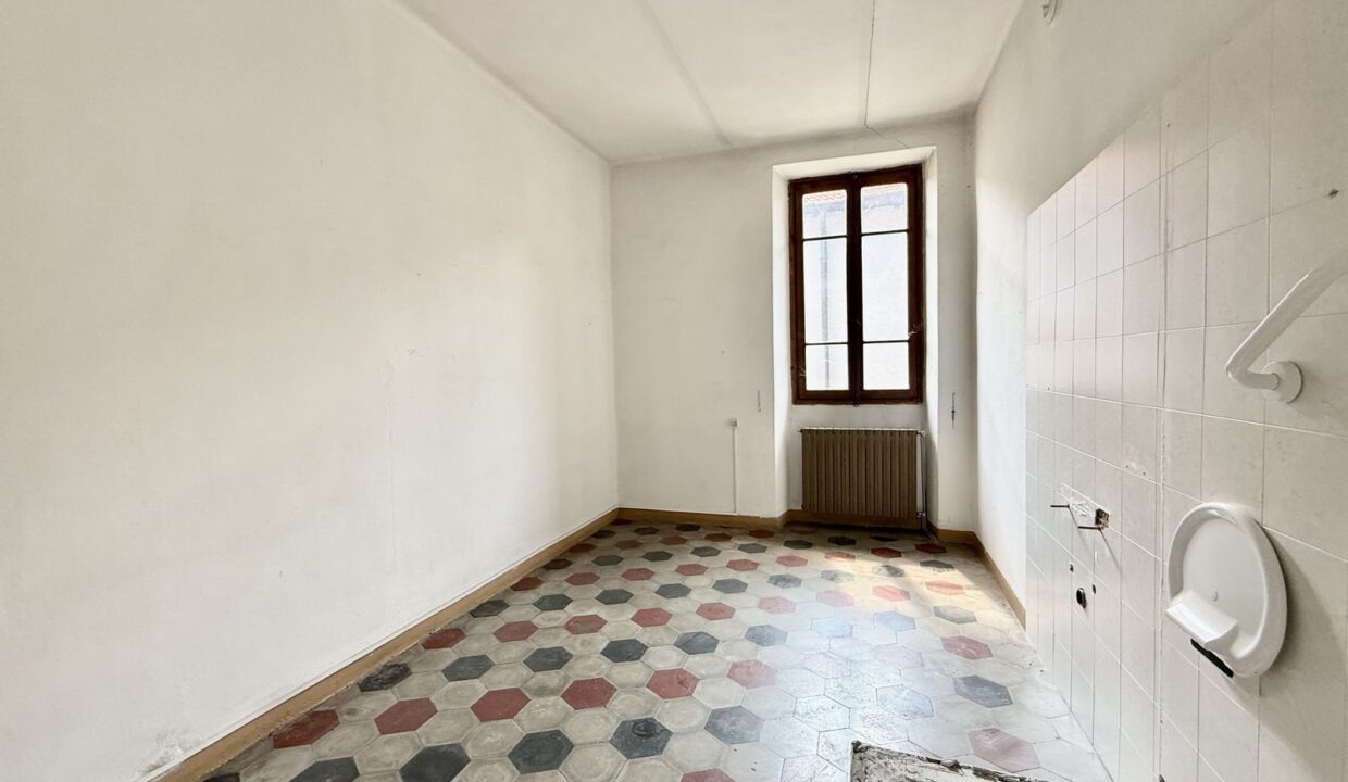 CASA con Giardino Lago Como RIf.C028 -02-07-2026 alle 15-43-40 49_rid