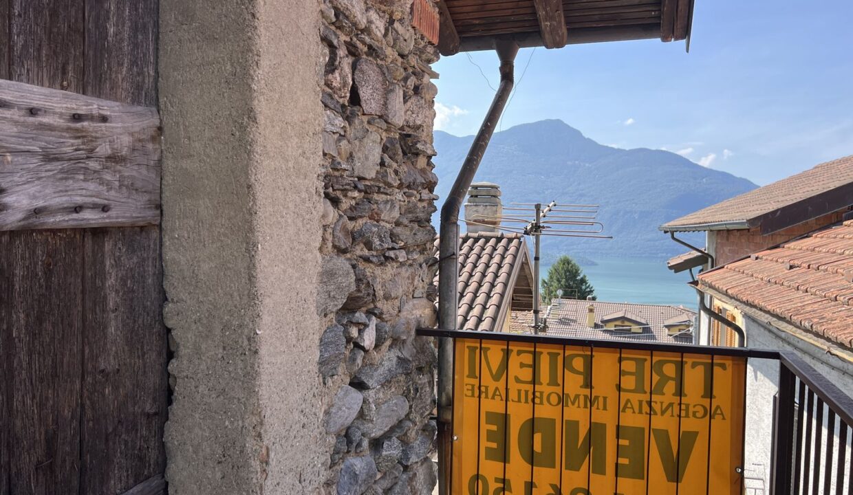 Appartamento Vercana Lago Como