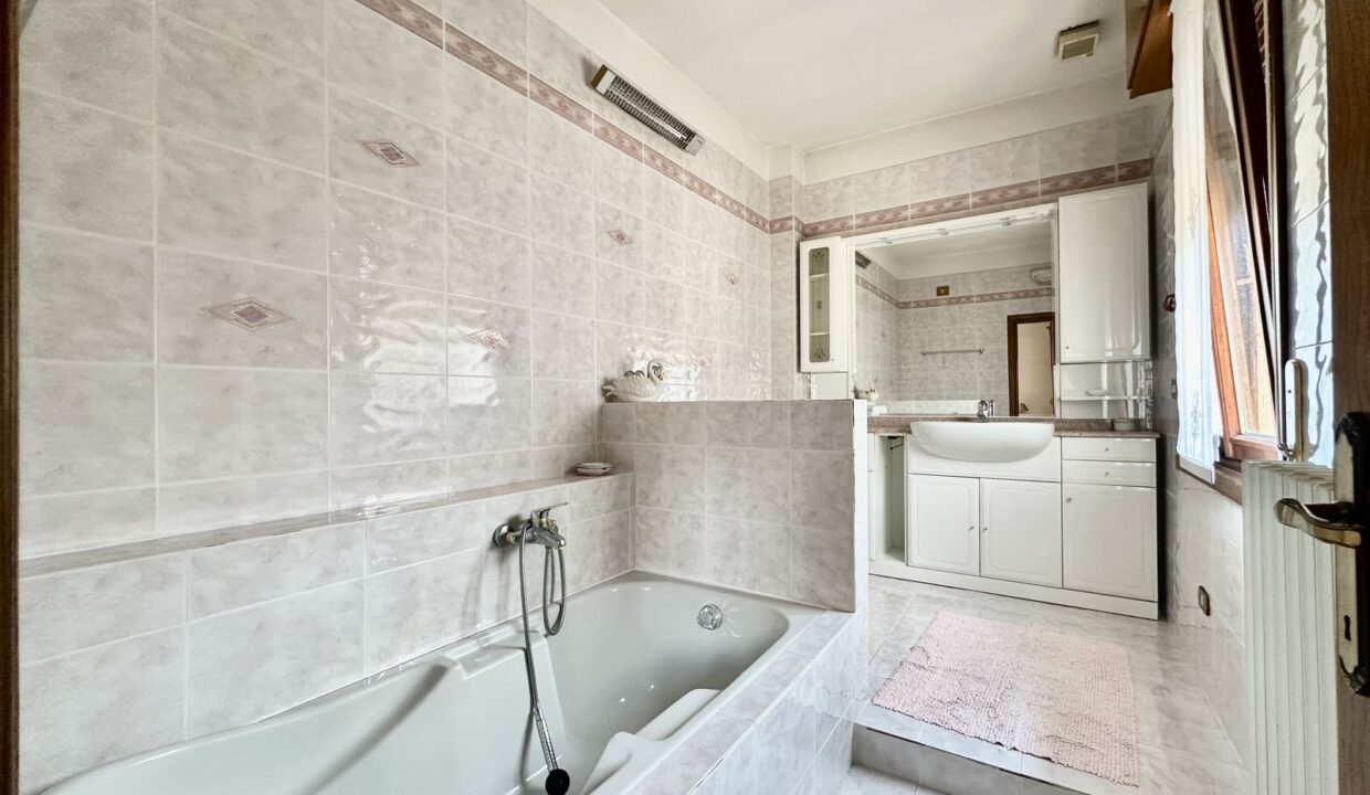 Appartamento Dongo con Terrazzo Vista Lago