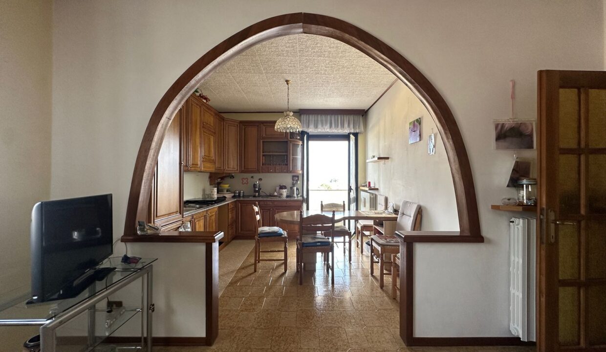 Appartamento Dongo Lago Como Rif.A017 - 05-08-2026 alle 16-54-33 22_rid