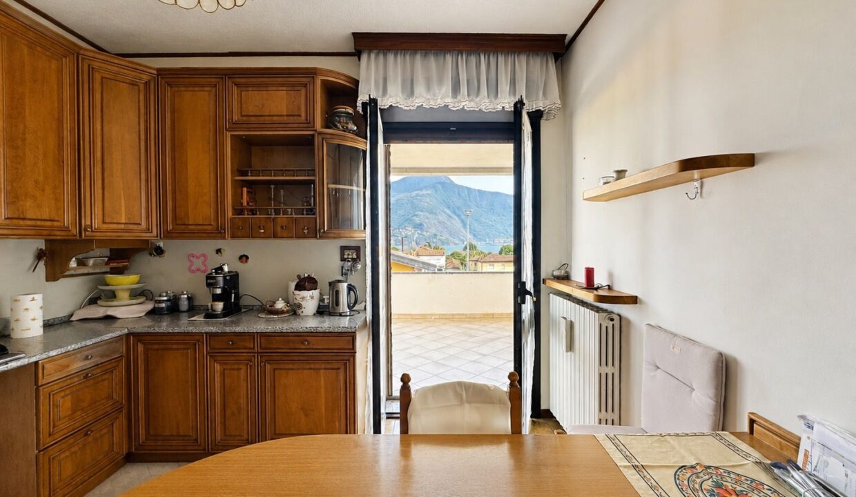 Appartamento Dongo con Terrazzo Vista Lago
