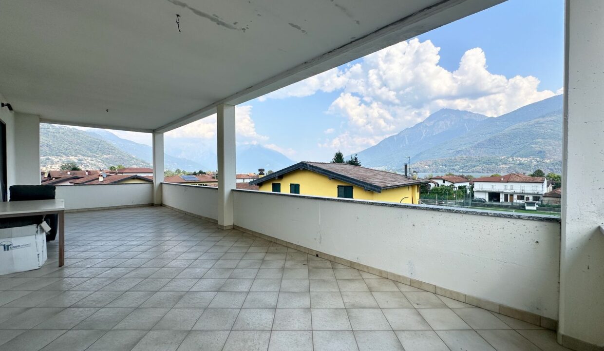 Appartamento Dongo con Terrazzo Vista Lago
