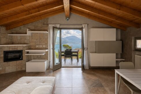 Appartamento Musso Vista Lago con Terrazzi e Garage