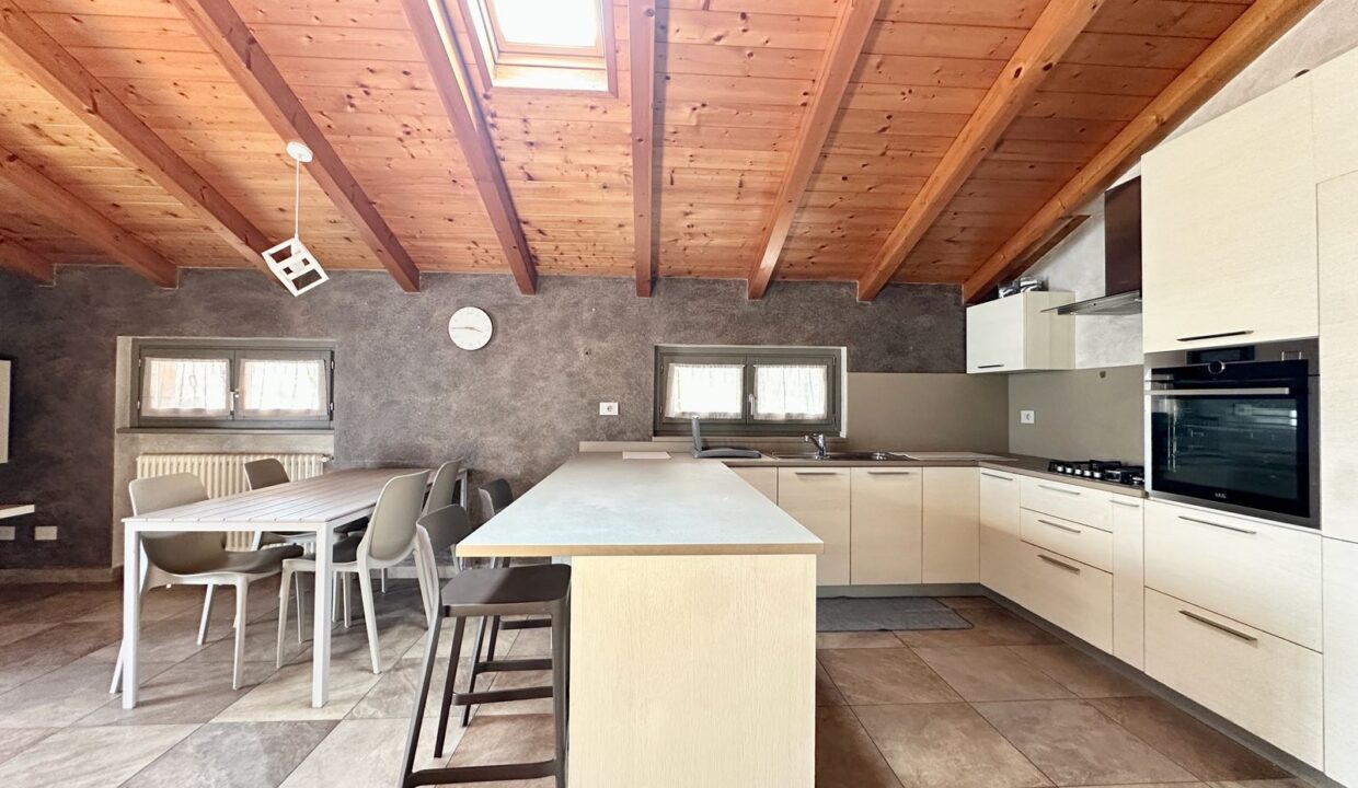 Appartamento Musso Vista Lago con Terrazzi e Garage