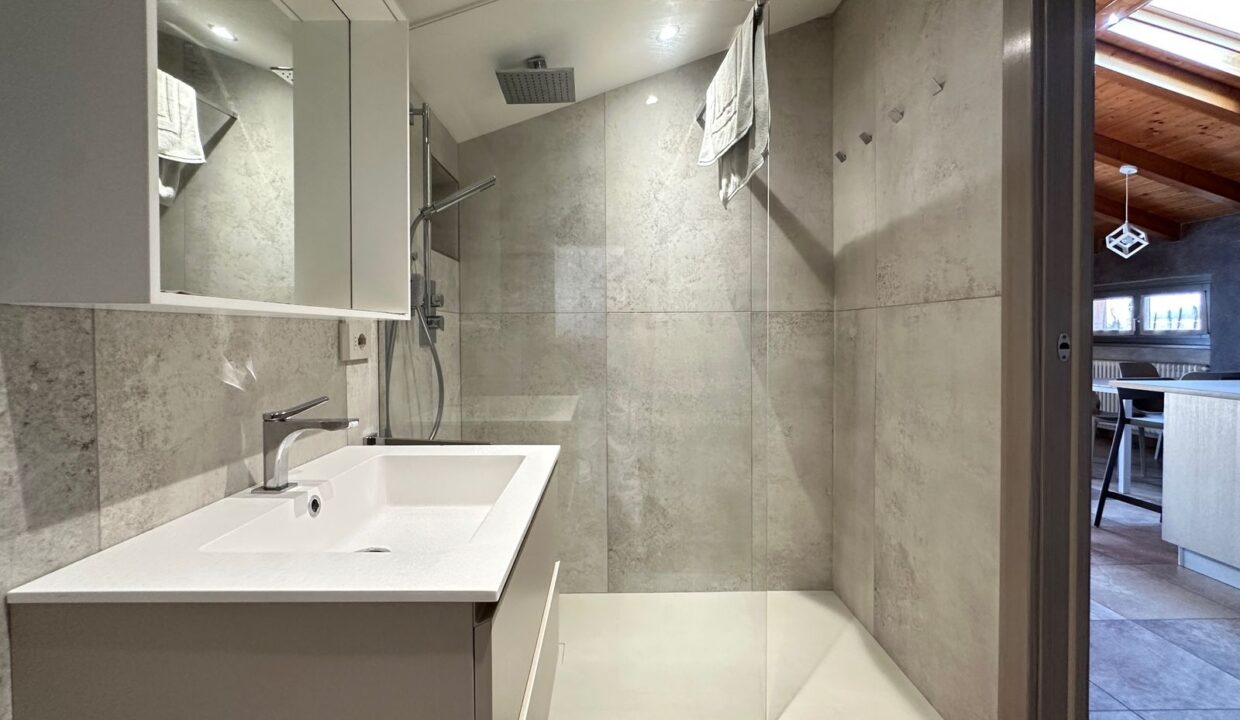 Appartamento Musso Vista Lago con Terrazzi e Garage