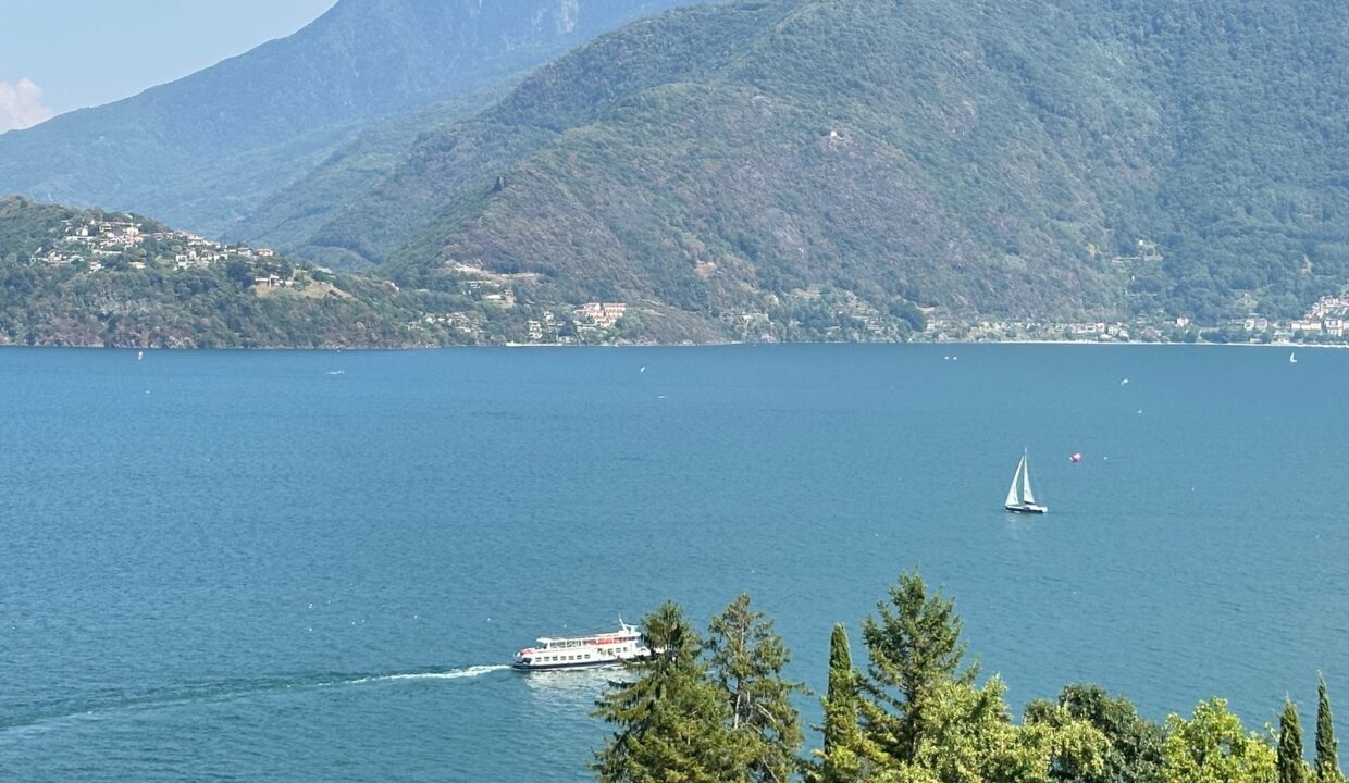 Appartamento Musso Vista Lago con Terrazzi e Garage