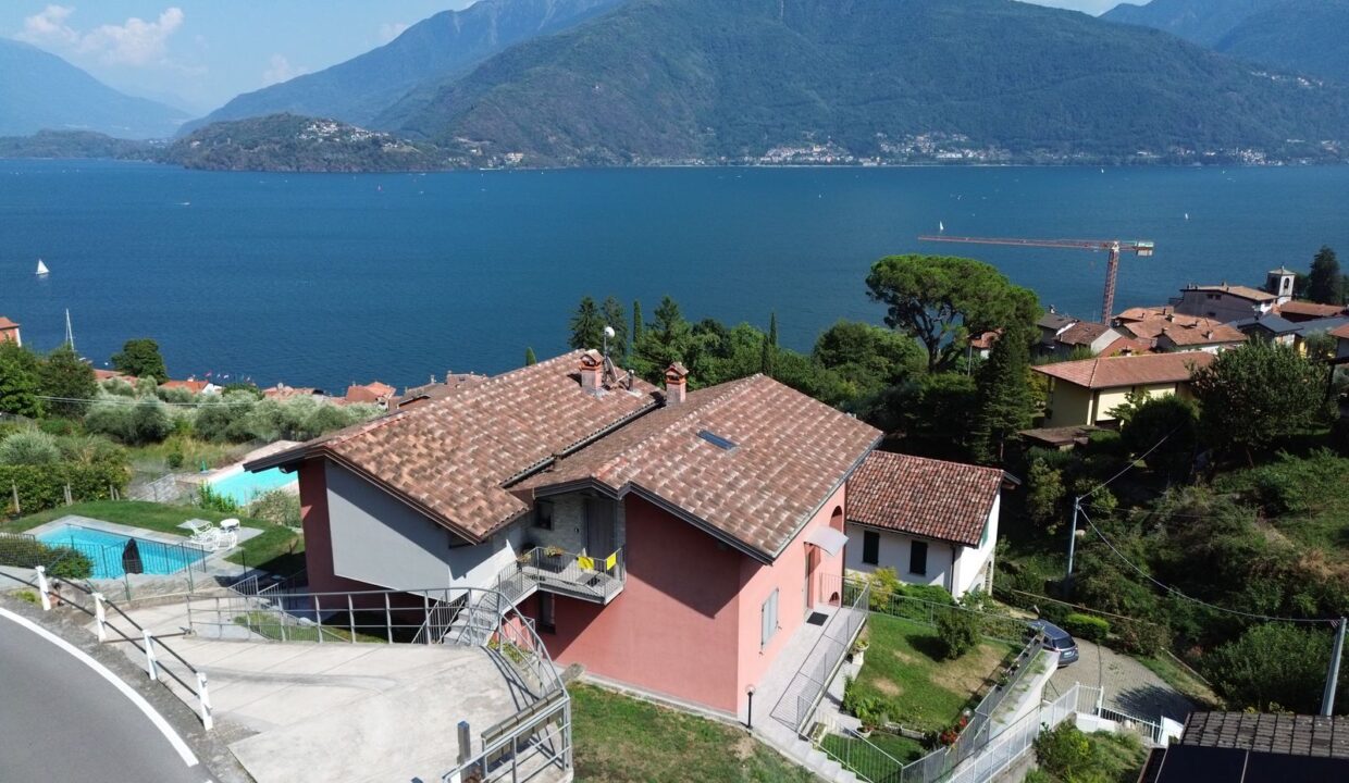 Appartamento Musso Vista Lago con Terrazzi e Garage