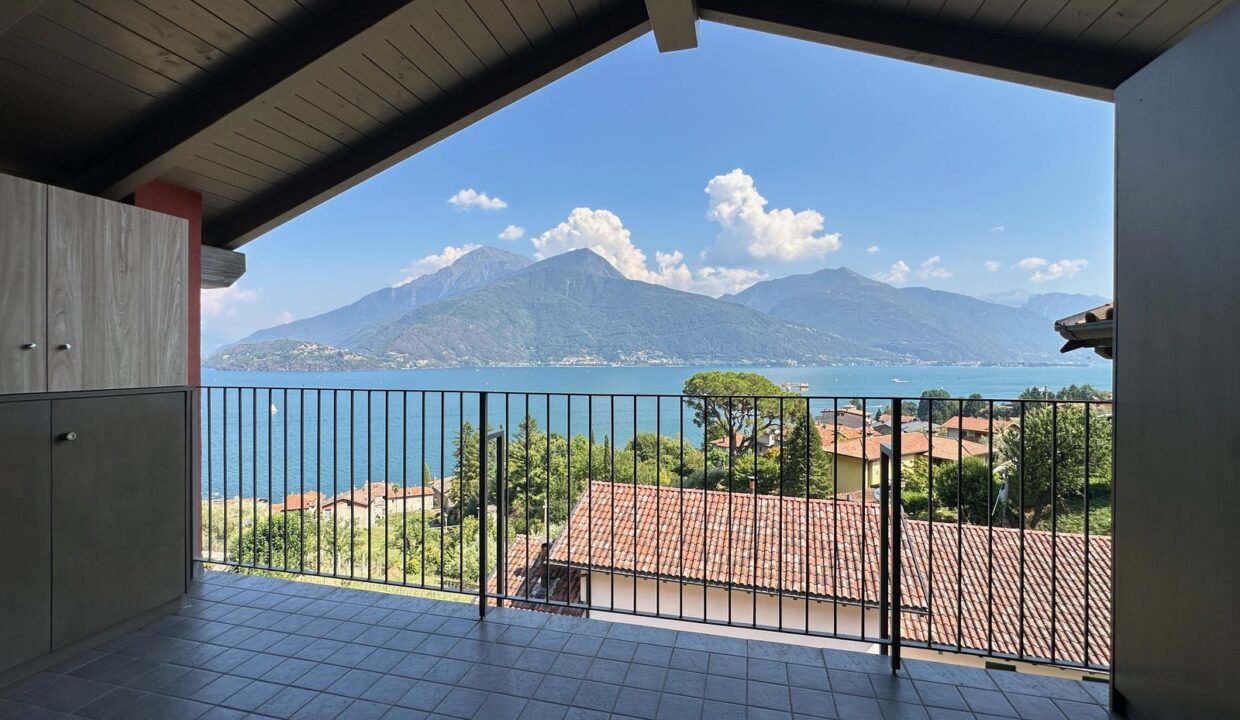 Appartamento Musso Vista Lago con Terrazzi e Garage