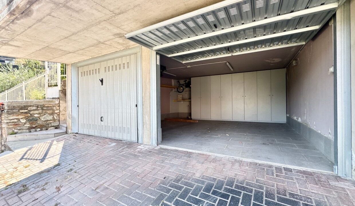 Appartamento Musso Vista Lago con Terrazzi e Garage
