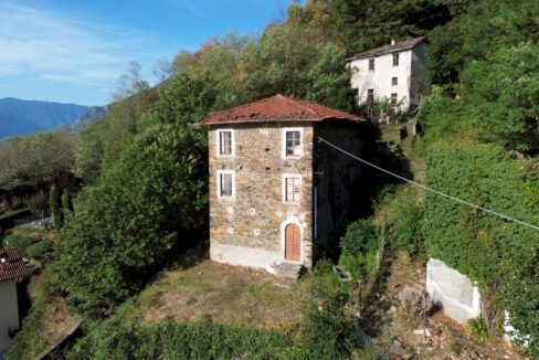 Rustici da Ristrutturare Vista Lago Como San Siro