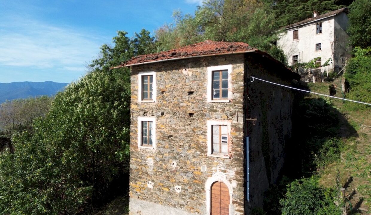 Rustici da Ristrutturare Vista Lago Como San Siro