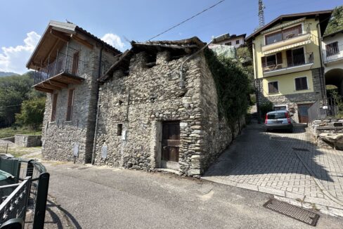 Rustico da Ristrutturare Domaso Vista Lago Como