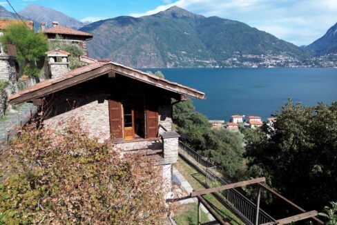 Rustico Indipendente con Giardino e Vista Lago San Siro