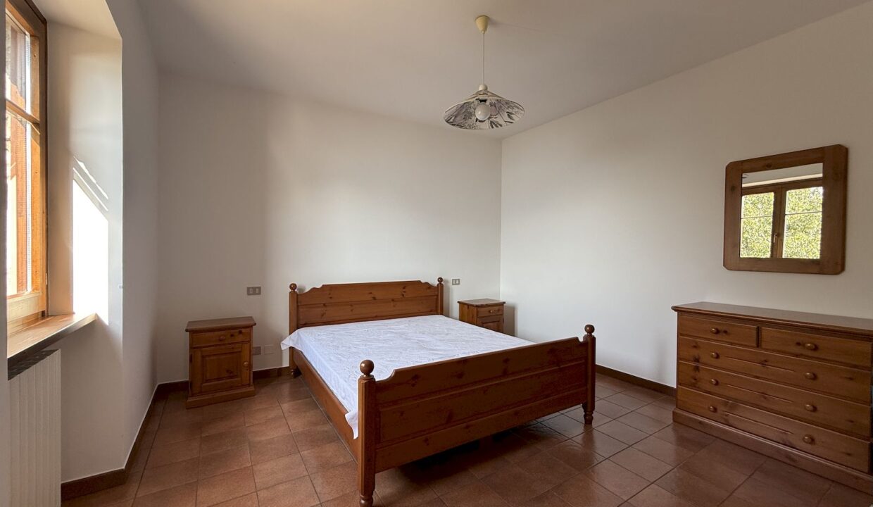 Rustico Indipendente con Giardino e Vista Lago San Siro