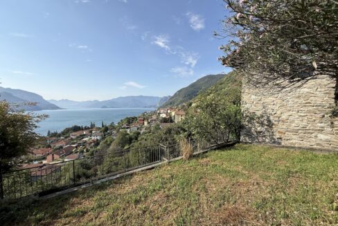 Rustico Indipendente con Giardino e Vista Lago San Siro