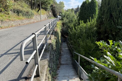 Rustico Indipendente con Giardino e Vista Lago San Siro