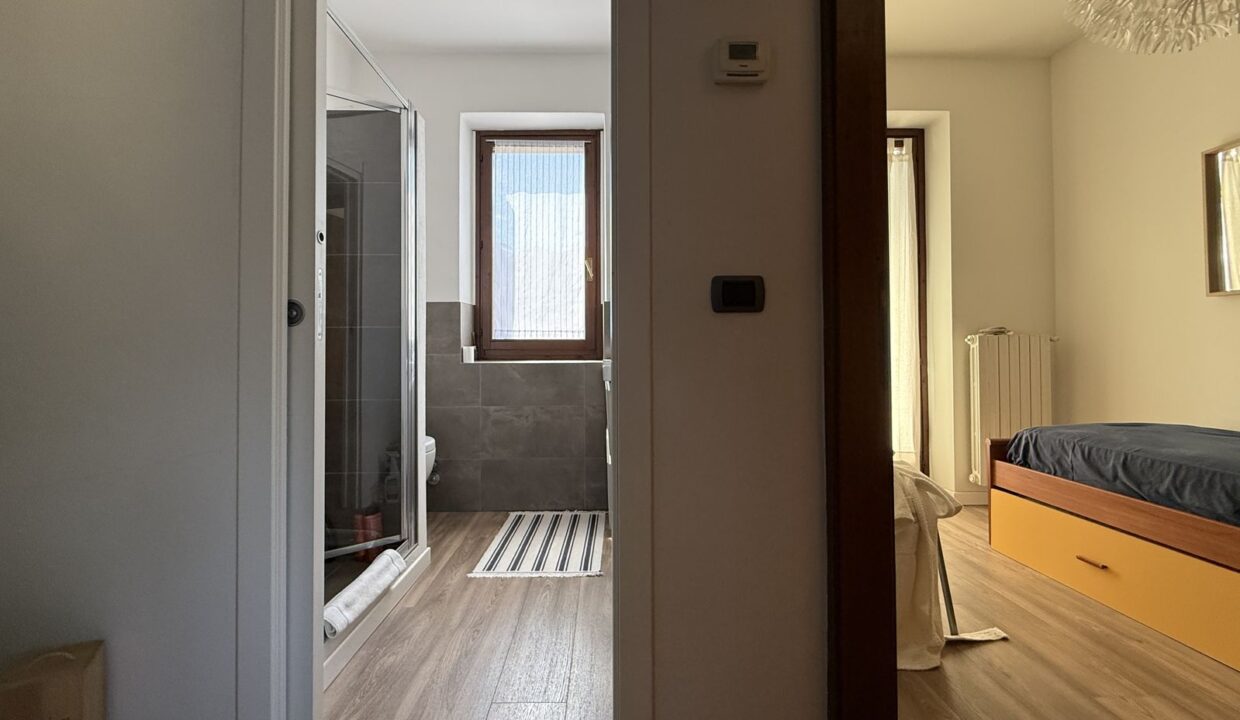 Casa Gravedona ed Uniti con Giardino e Garage Lago di Como
