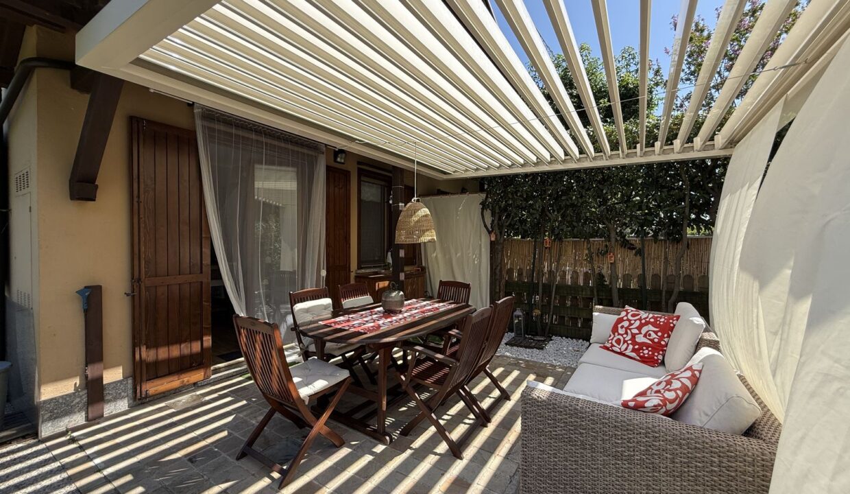 Casa Gravedona ed Uniti con Giardino e Garage Lago di Como