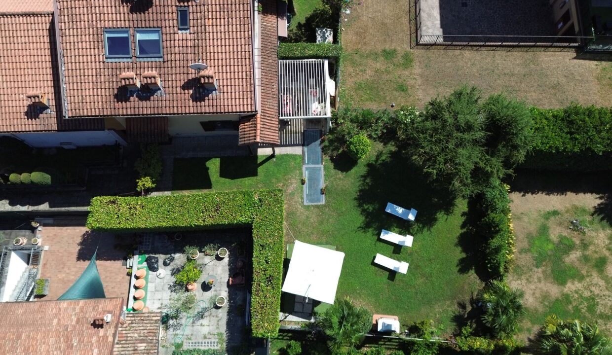 Casa Gravedona ed Uniti con Giardino e Garage Lago di Como