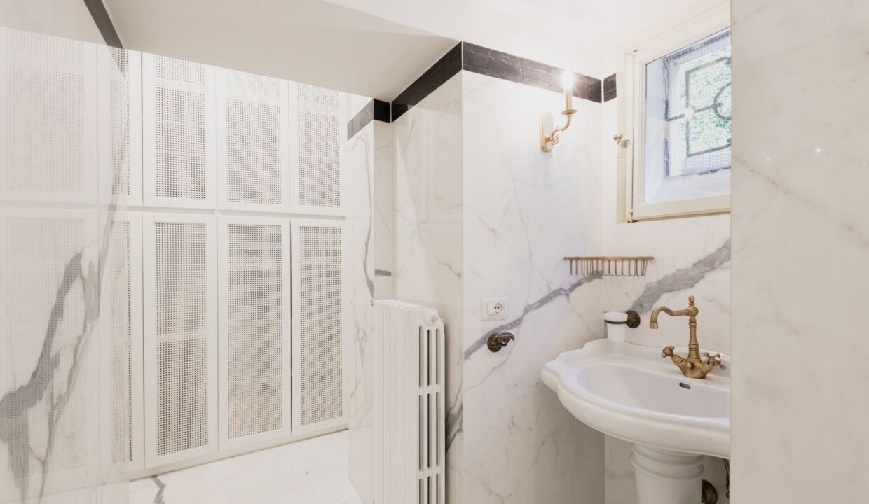 Prestigioso Appartamento Fronte Lago Como - Blevio