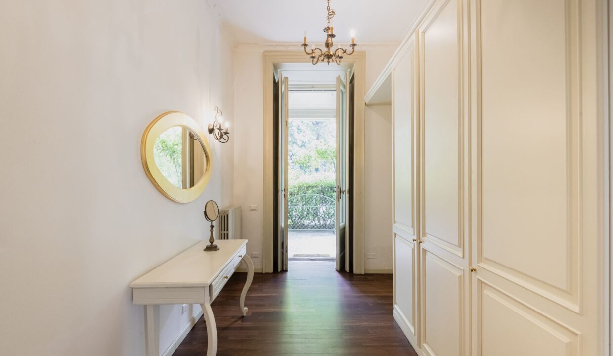 Prestigioso Appartamento Fronte Lago Como - Blevio