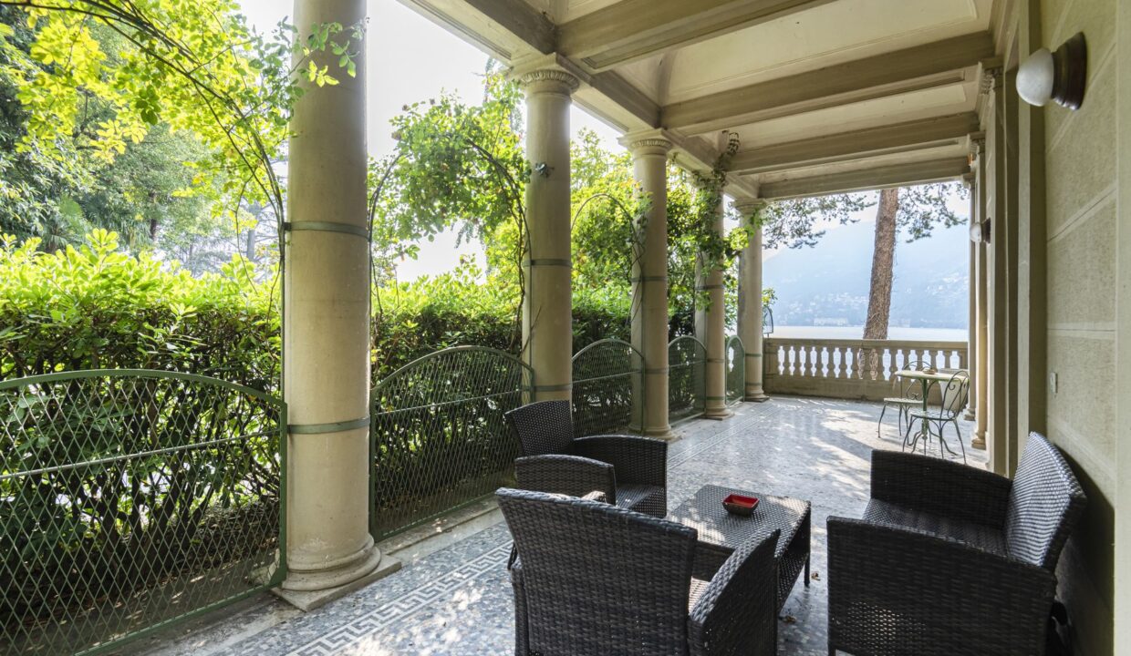 Prestigioso Appartamento Fronte Lago Como - Blevio