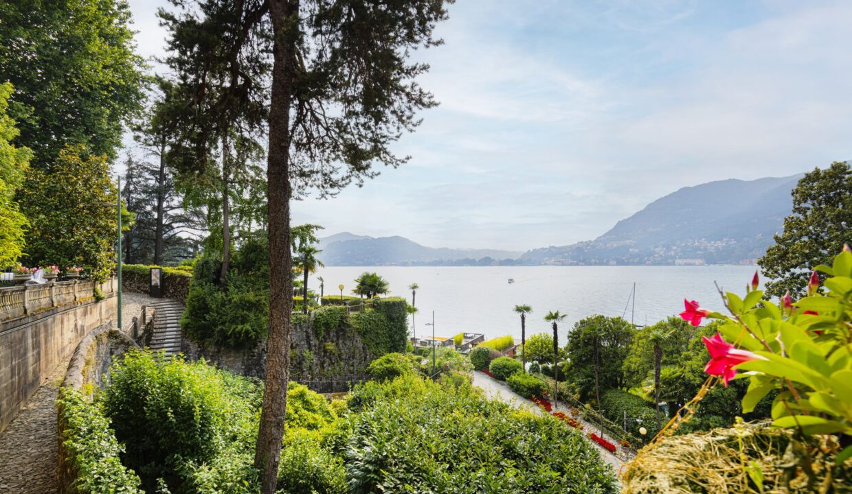 Prestigioso Appartamento Fronte Lago Como - Blevio