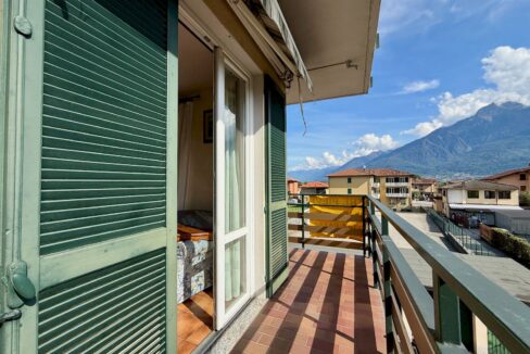 Domaso Appartamento con Balcone e Garage