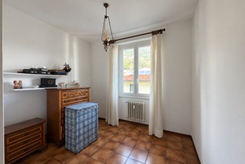 Domaso Appartamento con Balcone e Garage