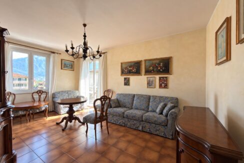 Domaso Appartamento con Balcone e Garage