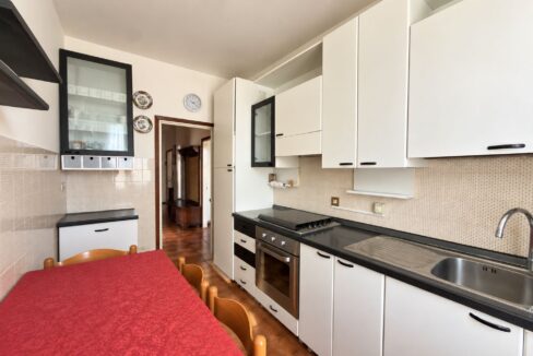 Domaso Appartamento con Balcone e Garage