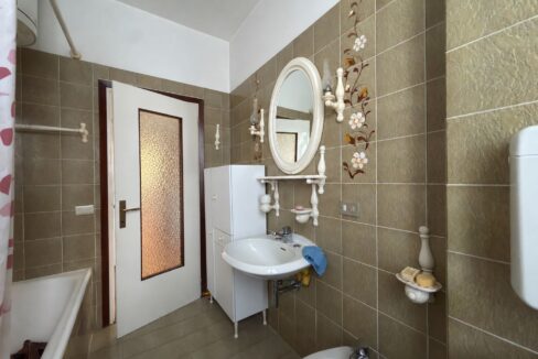 Domaso Appartamento con Balcone e Garage