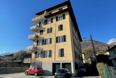 Domaso Appartamento con Balcone e Garage
