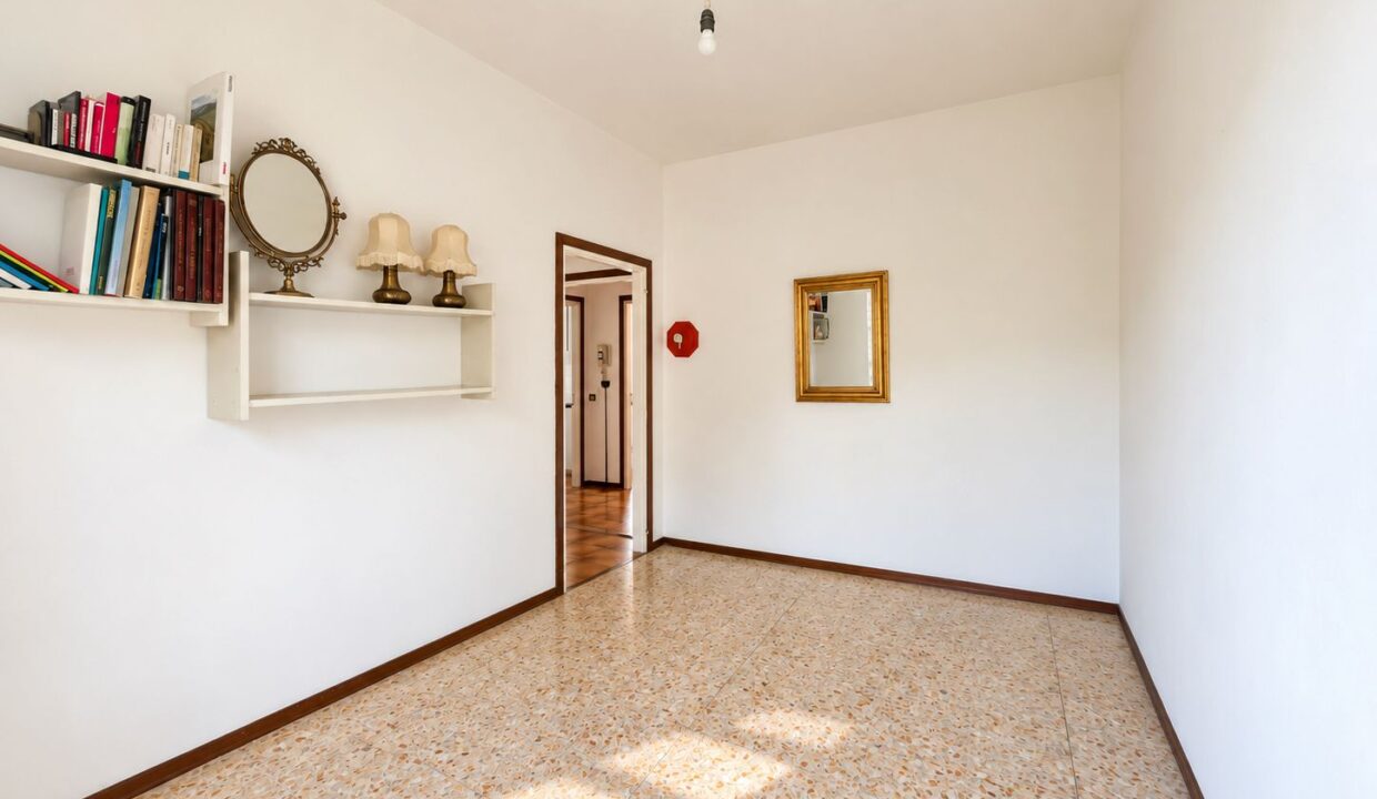 Domaso Appartamento con Balcone e Garage
